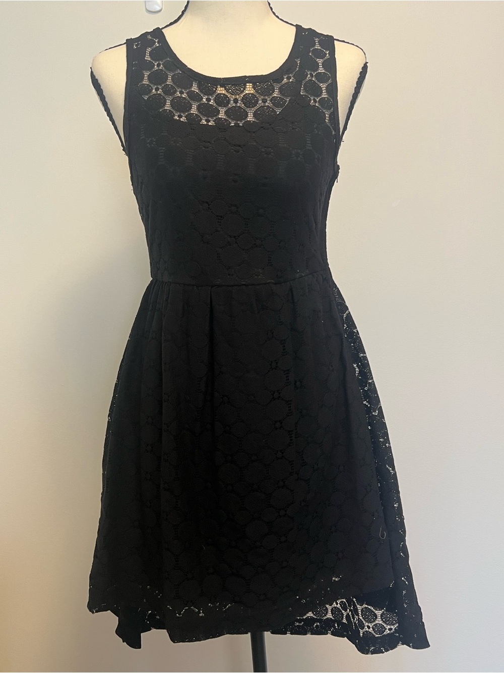 Bluenotes Black Sleeveless Lace Midi Dress